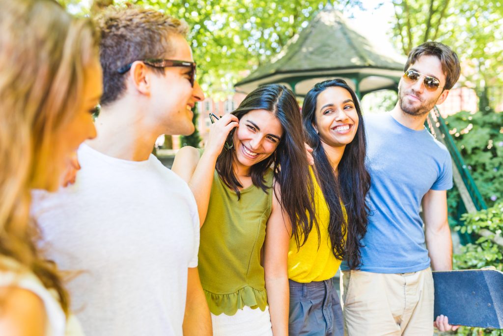 Cómo prevenir la fobia social y mejorar tus habilidades de interpersonales en cualquier entorno